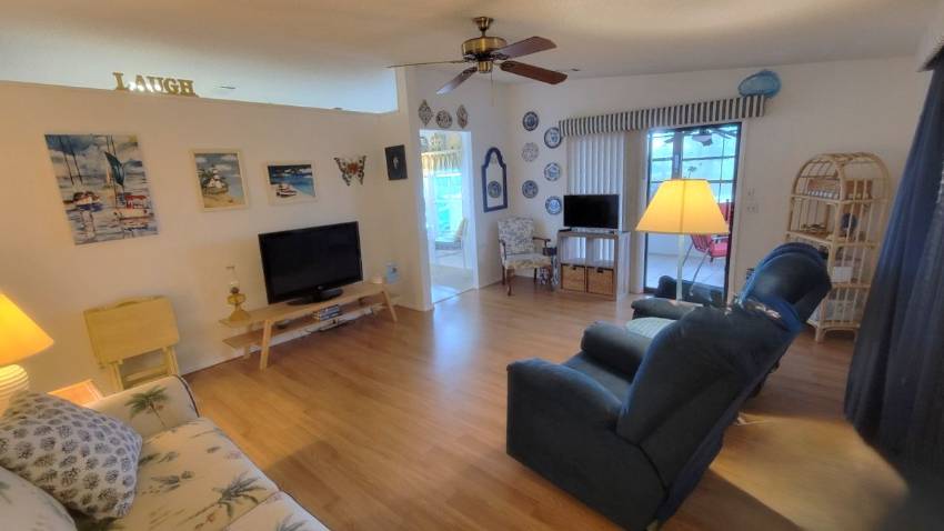 1757 Tower Lakes Blvd. a Lake Wales, FL Mobile or Manufactured Home for Sale